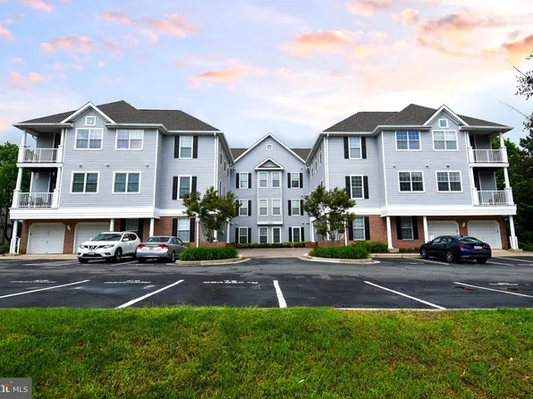 12709 Found Stone Rd #6-206, Germantown, MD 20876