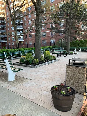 Sold by Cooper Real Estate | media 22