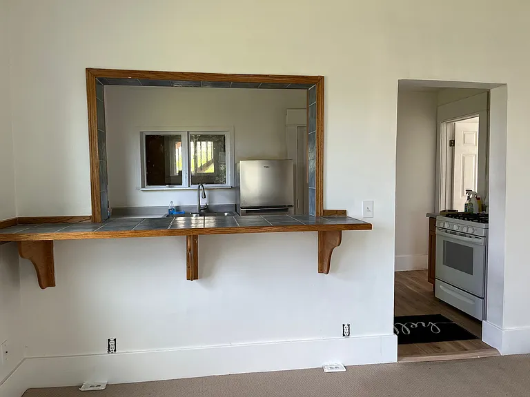 520 Boulevard St — Photo 8