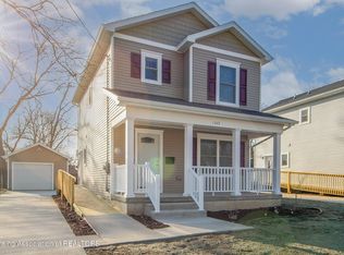 1303 W Maple St, Lansing, MI 48915