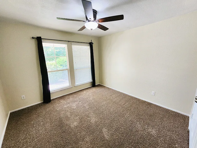 6304 Cool Creek Dr — Photo 11
