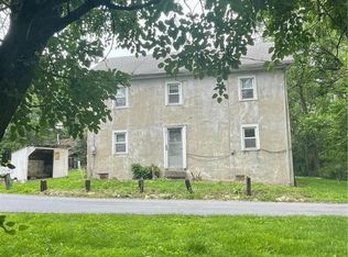 389 Willow Rd, Walnutport, PA 18088