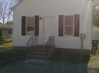 628 Central Ave, Evansdale, IA 50707