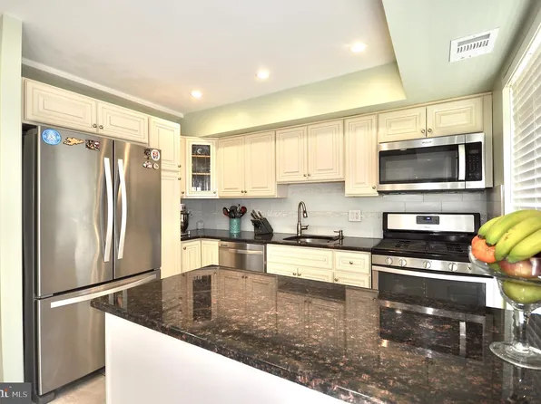 11841 Academy Rd APT B, Philadelphia, PA 19154