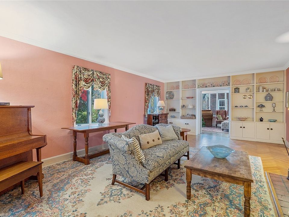 402 Sedgwick Dr, Syracuse, NY 13203 Zillow