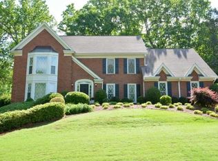 6945 Hunters Knl, Sandy Springs, GA 30328