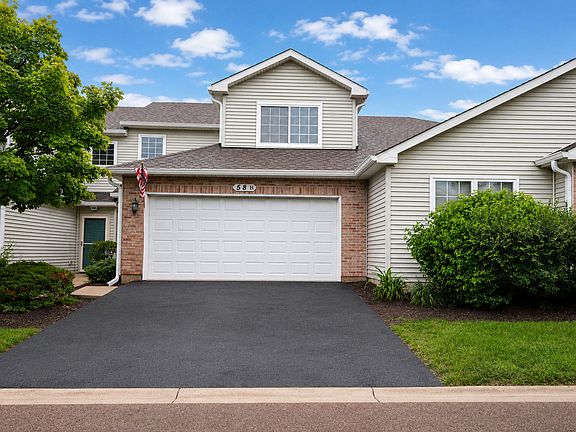 2nd image of 58 Rolling Oaks Rd #B