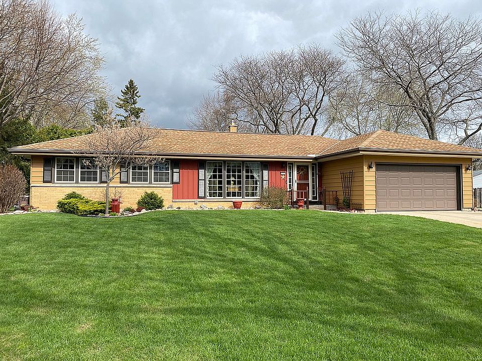 2nd image of 5881 S 33rd Ct