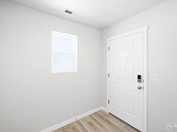2nd image of 2399 W Fallon Loop
