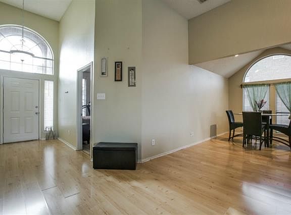 4th image of 7214 Dartmouth Dr