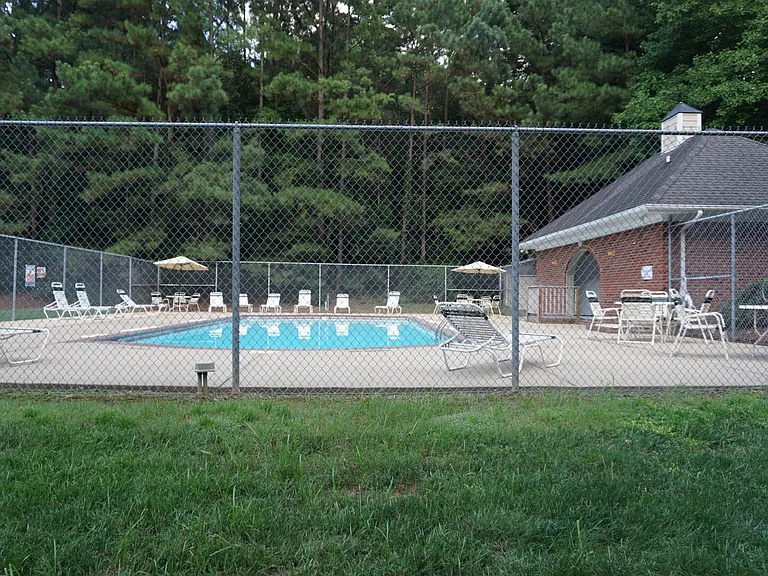 7405 Ashbury Ct — Photo 17