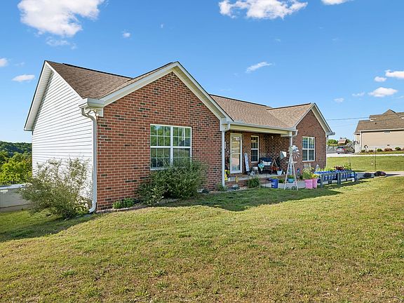 2nd image of 329 Murrell Rd