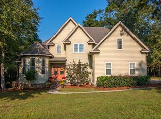 108 Riveredge Ct, Headland, AL 36345
