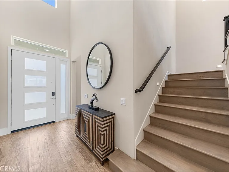 57 Ray — Photo 21