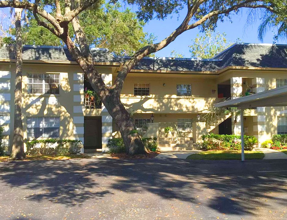 1st image of 67 Country Club Dr #67