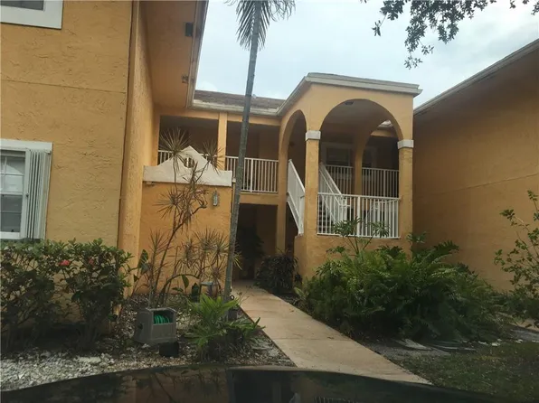 421 SE 10th Street #105A, Dania Beach, FL 33004