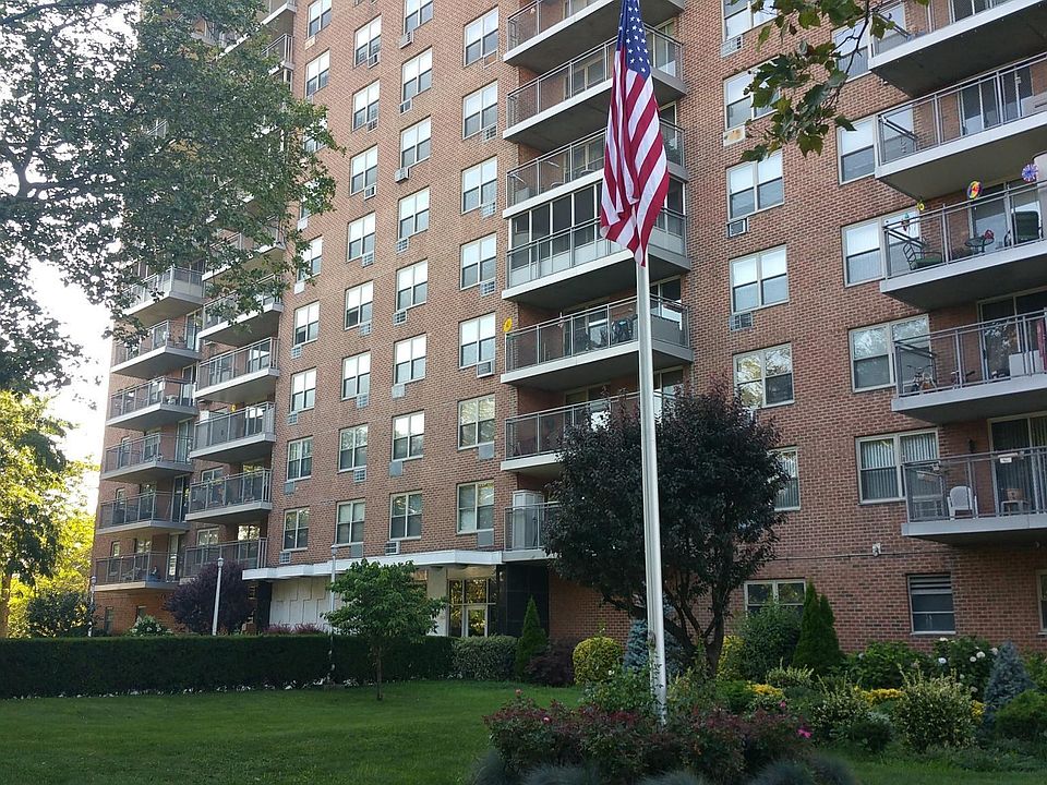 1st image of 2650 Cropsey Ave #8D