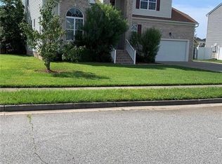 1804 Dock Harbour Dr, Chesapeake, VA 23321