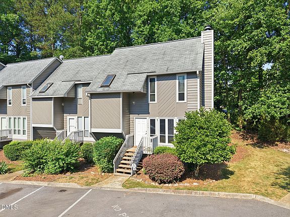 2nd image of 115 Virginia Pl