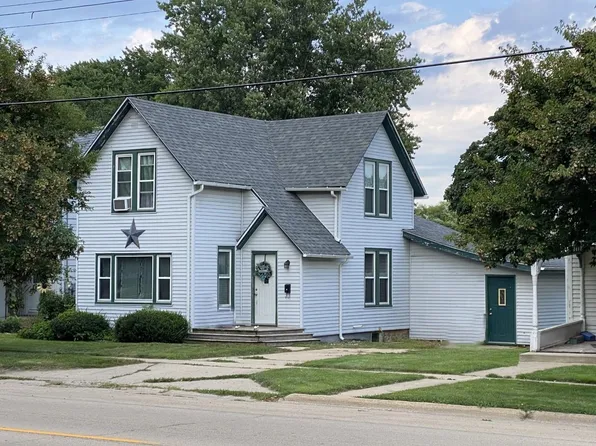 507 N Broad St, Lanark, IL 61046