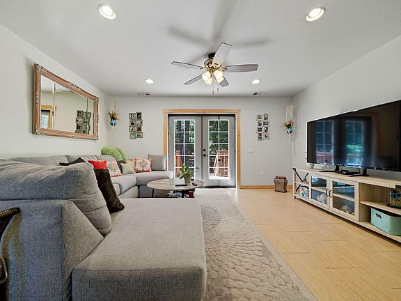 5th image of 7126 Dogwood Dr