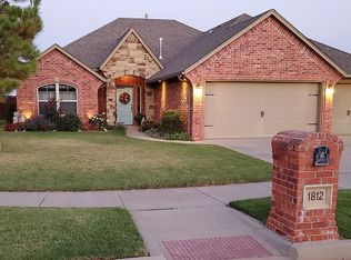 1812 Alexander Way, Yukon, OK 73099