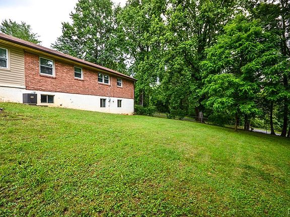 4th image of 3608 Montridge Pl