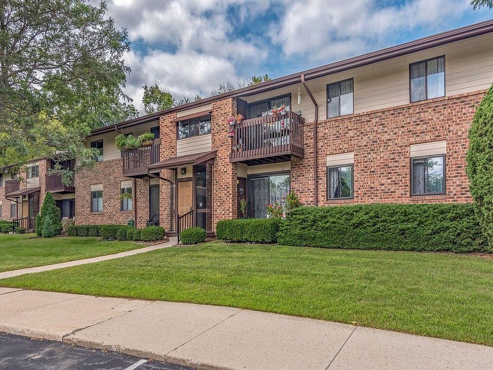 1st image of 327 Park Hill Dr