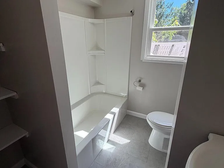 6521 Lancaster Dr — Photo 5