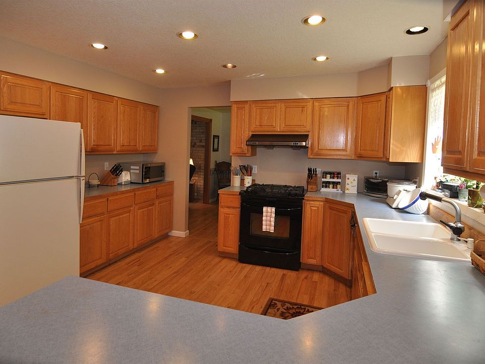 2nd image of 22520 S Redland Rd