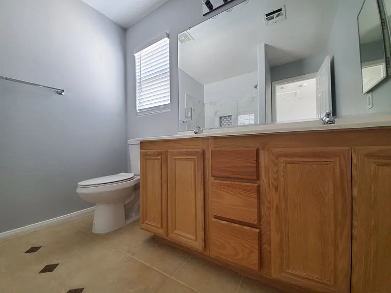 11077 Crystal Crest Ct — Photo 17