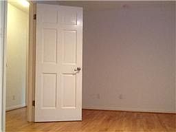 5th image of 4011 Ascot Ln