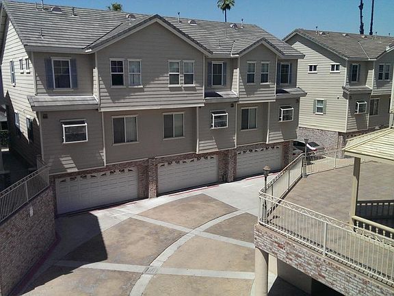 Somerset Villa Condos View2