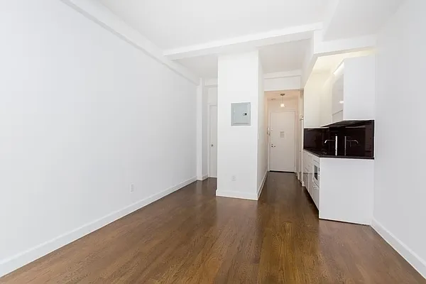 Rented by Bridgeline Property Management, LLC | media 11