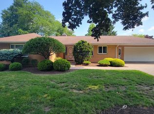 2017 Hull Rd, Sandusky, OH 44870