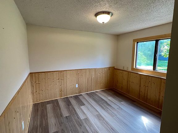 3rd image of 701 7th St W