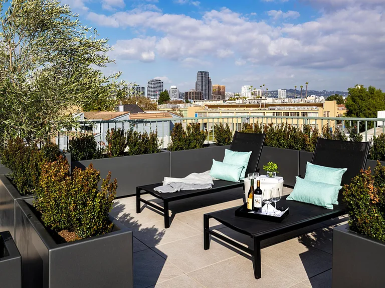 Lumiere at Malcolm - Luxury Homes — Photo 36