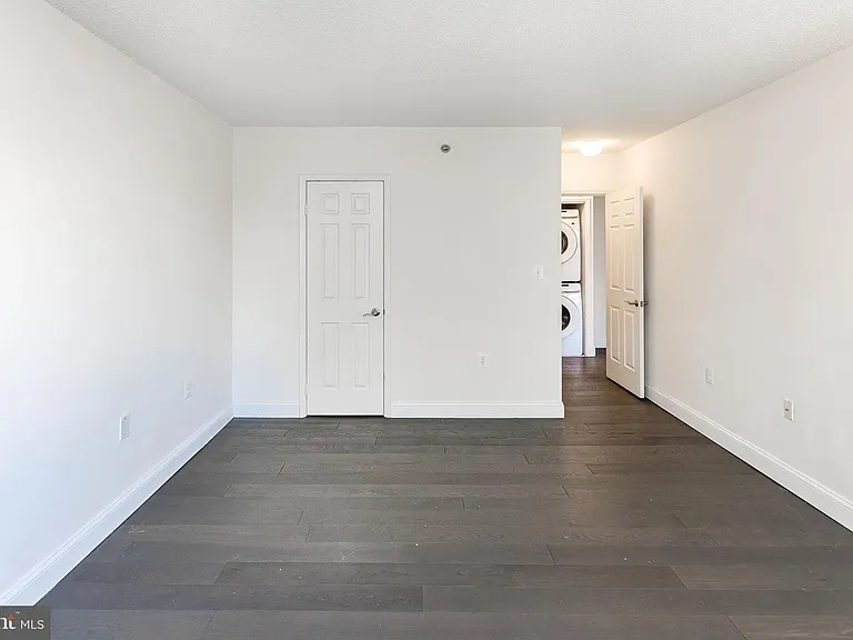 4801 Fairmont Ave #713 — Photo 14