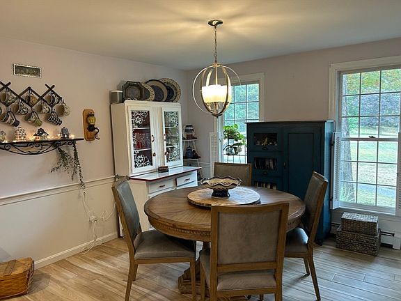 5th image of 21 Heritage Ln