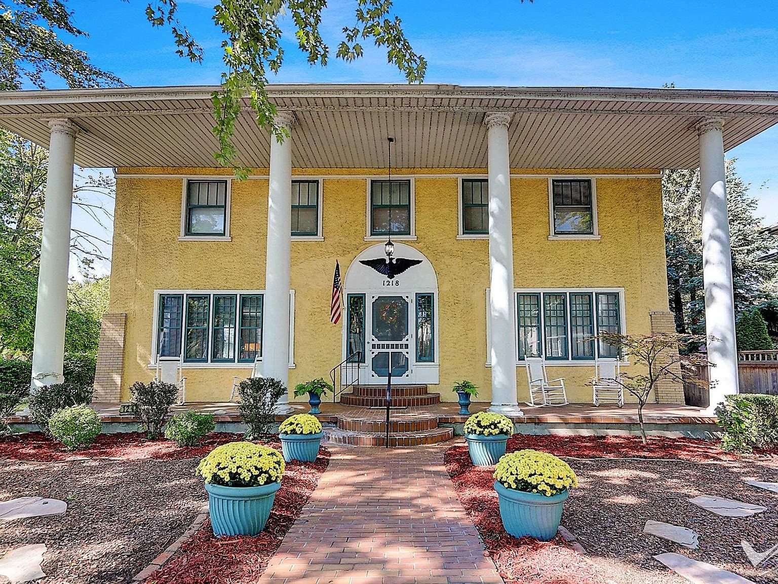 1218 State St, Saint Joseph, MI 49085 MLS 50096664 Zillow