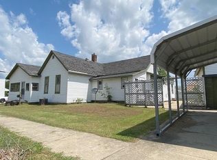 1404 Madison Ave, Charleston, IL 61920