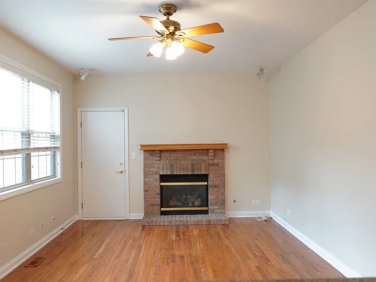 2664 Goldenrod Ln — Photo 7