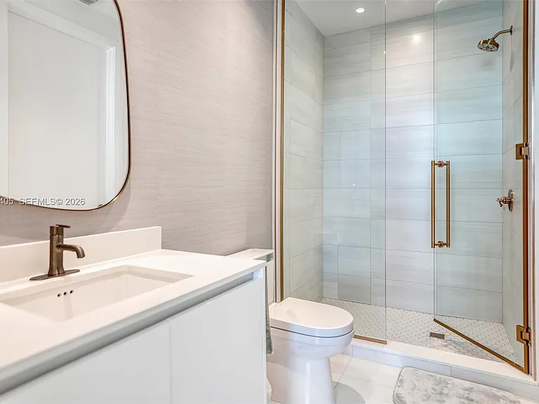 2655 S Bayshore Dr #1805 — Photo 13