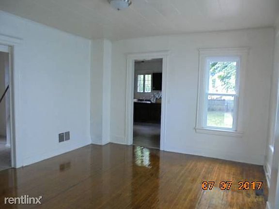 00T0T_lCV6sv5Xtvr_600x450