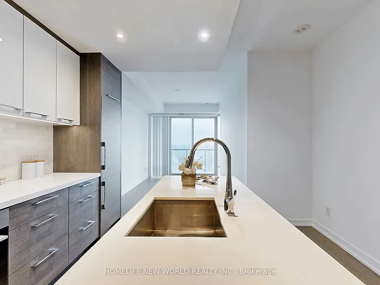 488 University Ave #4501 — Photo 11