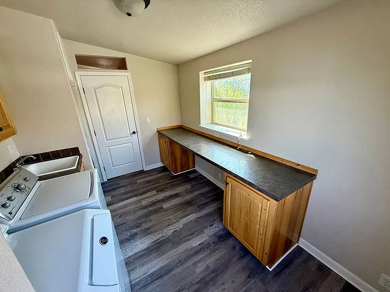 20324 Clearwater Dr — Photo 5
