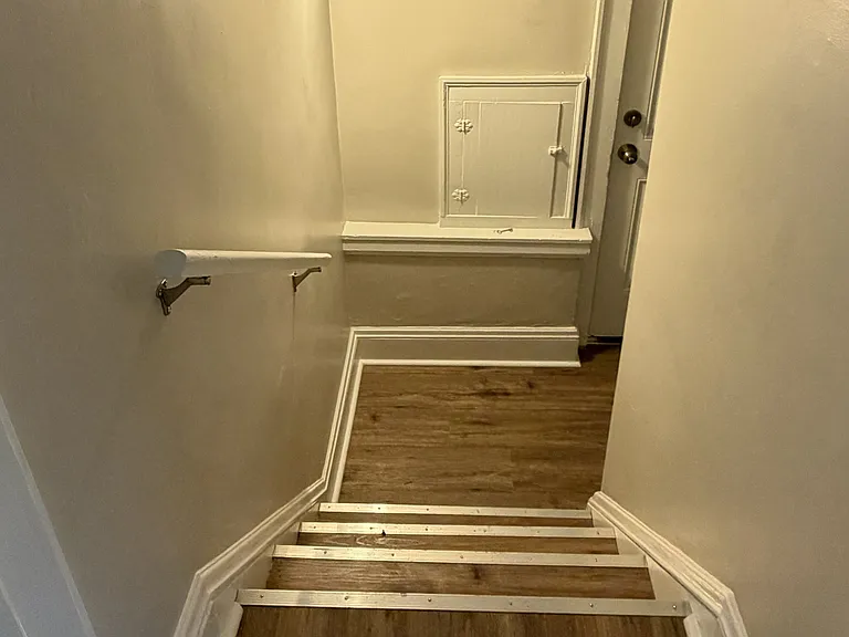 10610 Langton Ave — Photo 16