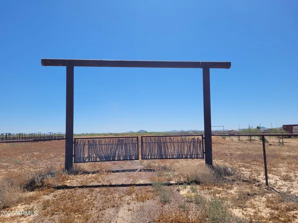 0 N Eagle Eye Road #-, Aguila, AZ 85320