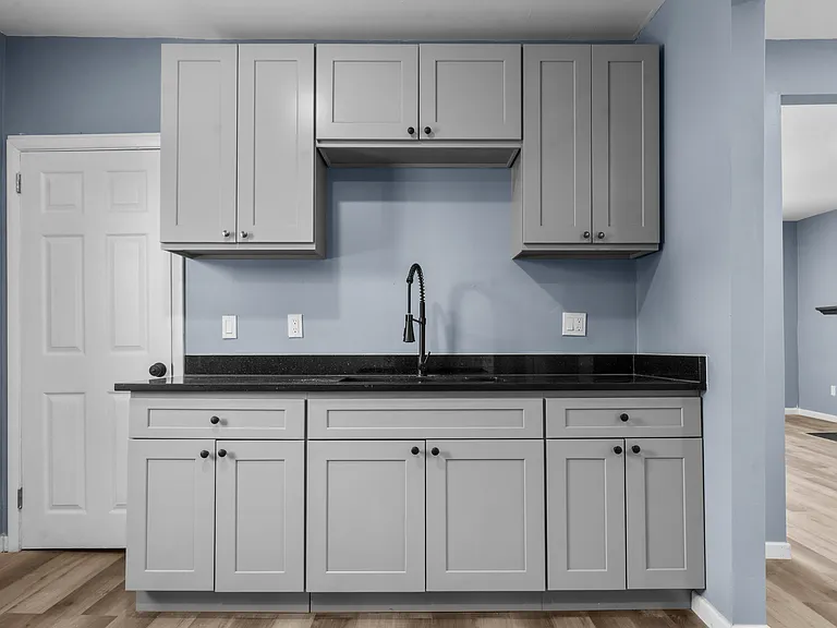 2648 Tuxedo St #1 — Photo 3