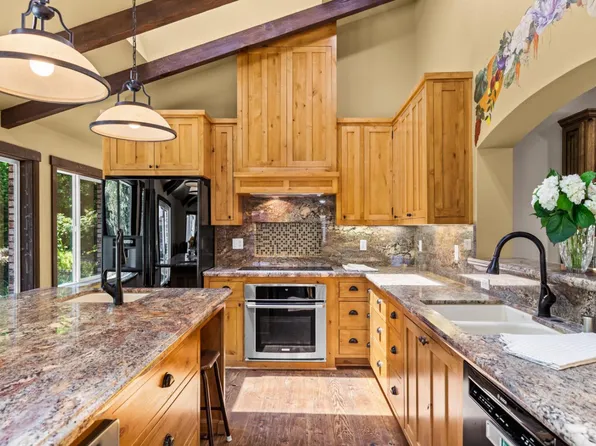 20592 Ayers Rd, Escalon, CA 95320